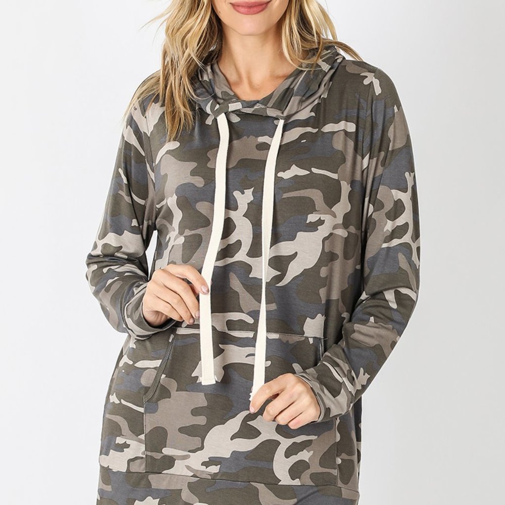 ✨Camo Cozy Hoodie with Pocket NWT